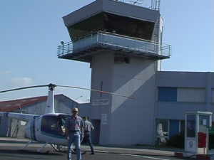 Kontrollturm Flugplatz COLMAR